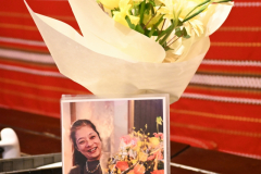 魔女樣一周忌0001