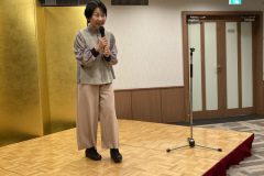 5E05B1A8-BF85-4A70-898D-BD8504F508E8